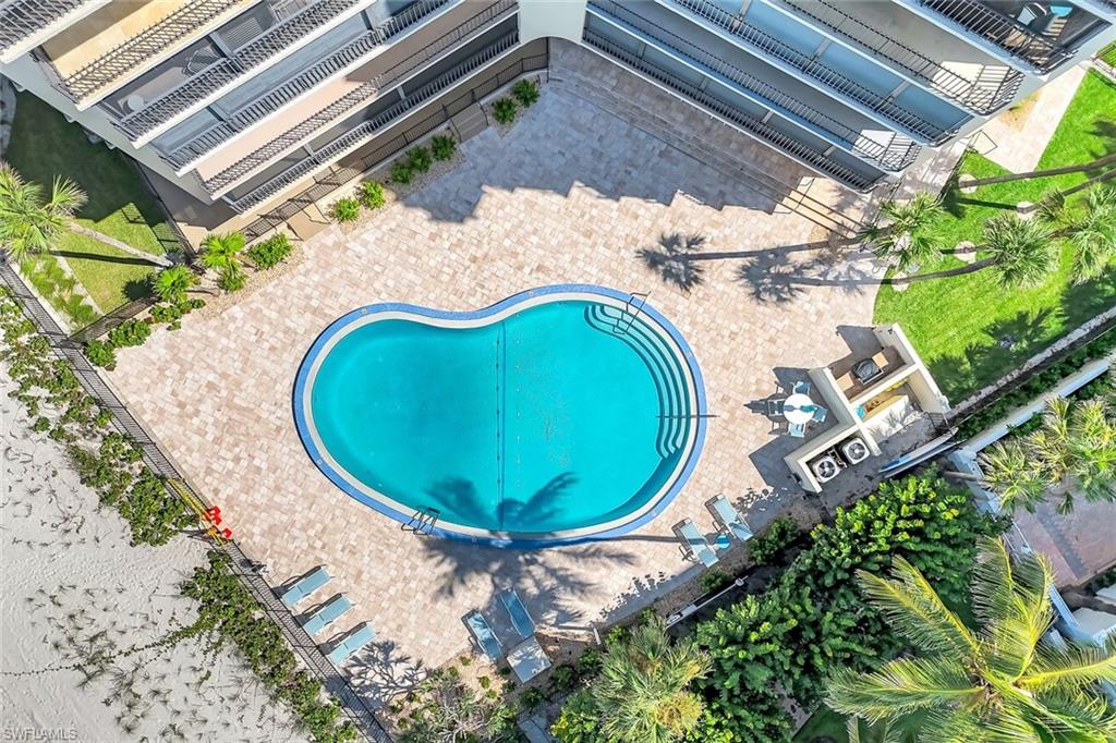 3399 Gulf Shore BLVD N # 203