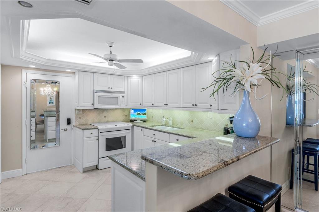 3399 Gulf Shore BLVD N # 203