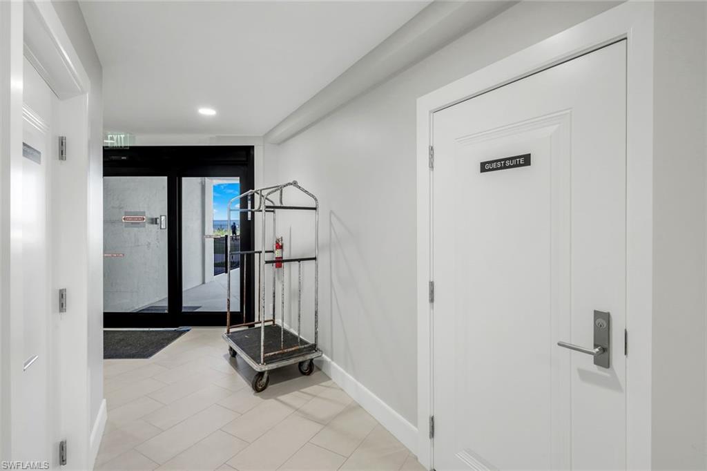 3399 Gulf Shore BLVD N # 203