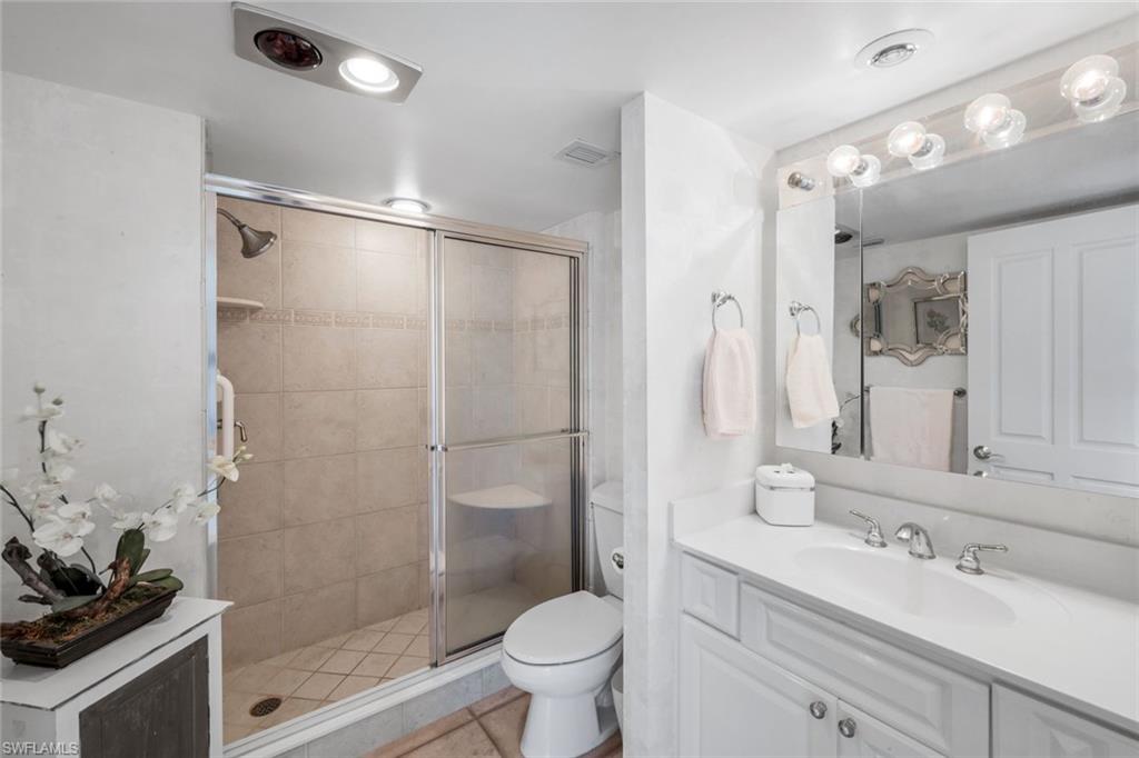 3399 Gulf Shore BLVD N # 203