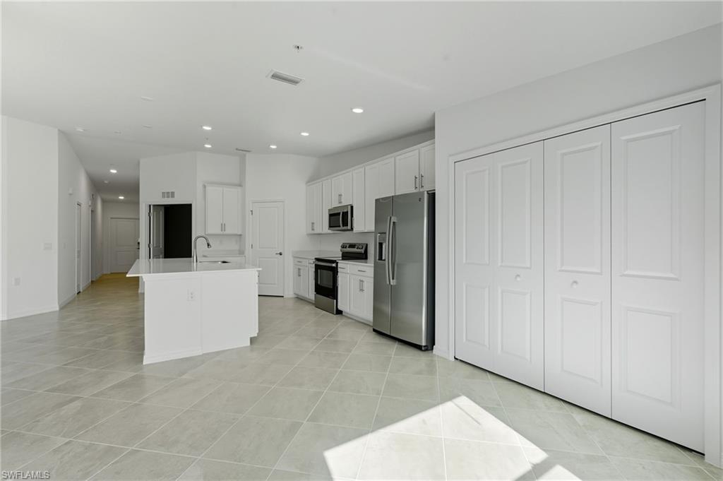 15155 Bluffton LN # 524