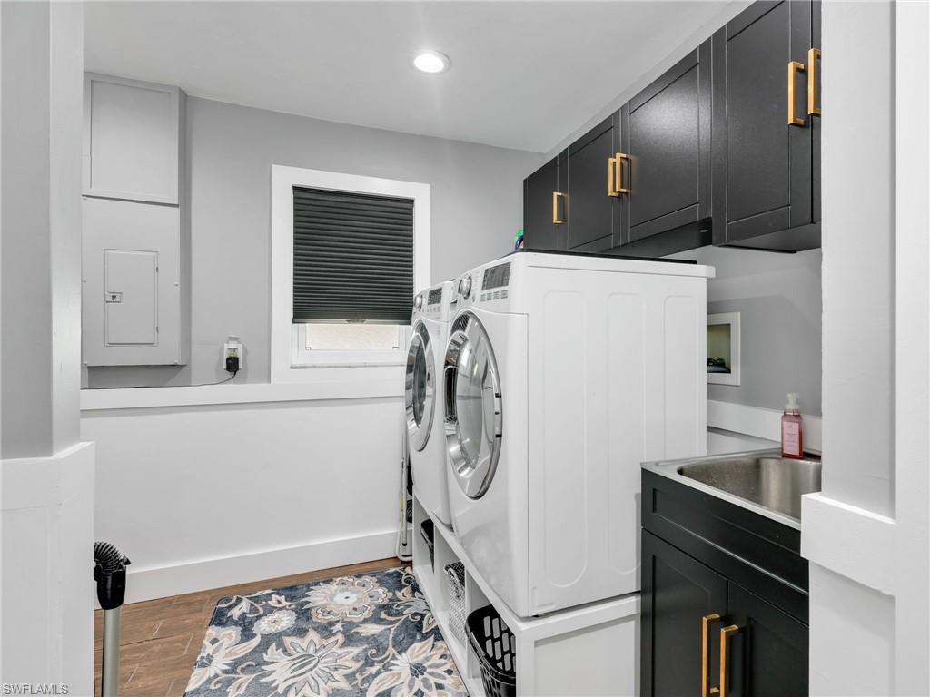 505 SE 9th AVE, CAPE CORAL