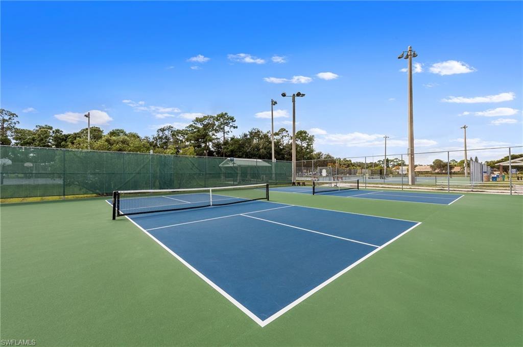 18032 Horseshoe Bay CIR