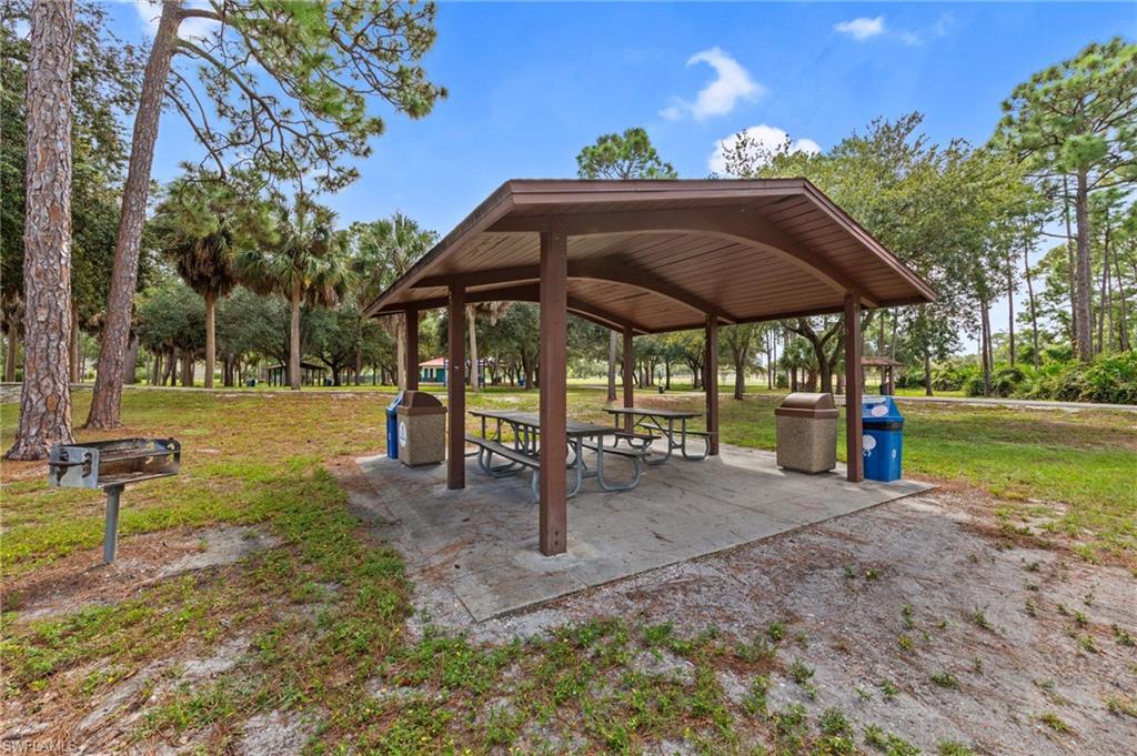 18032 Horseshoe Bay CIR