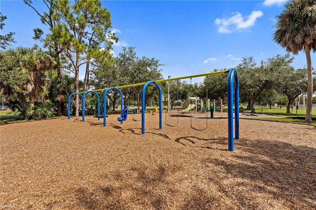 18032 Horseshoe Bay CIR