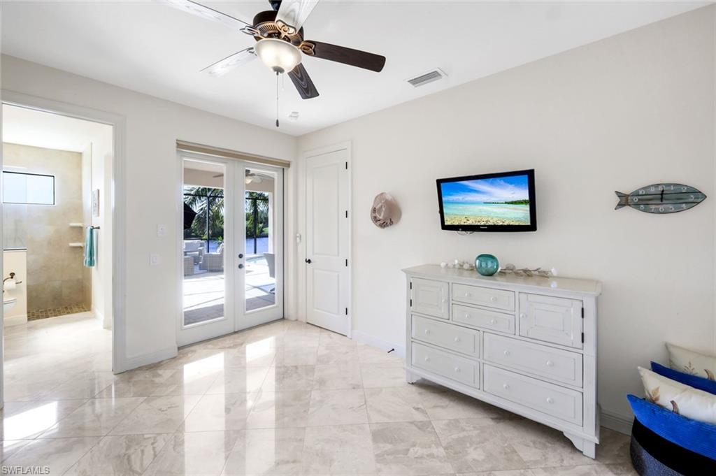 2208 NW 38th PL