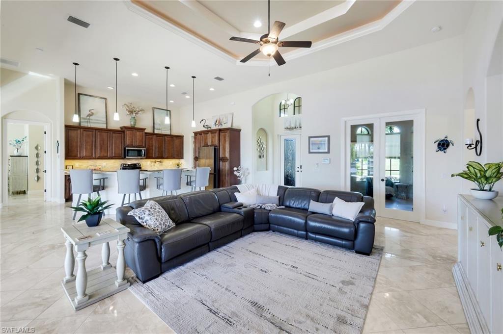 2208 NW 38th PL