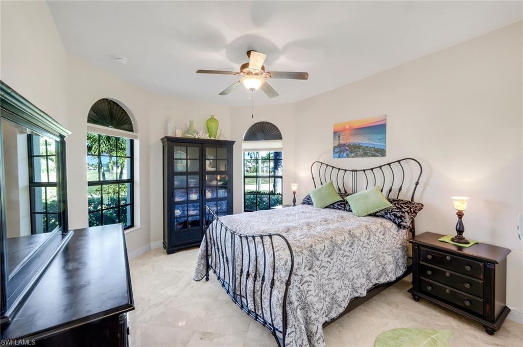 2208 NW 38th PL