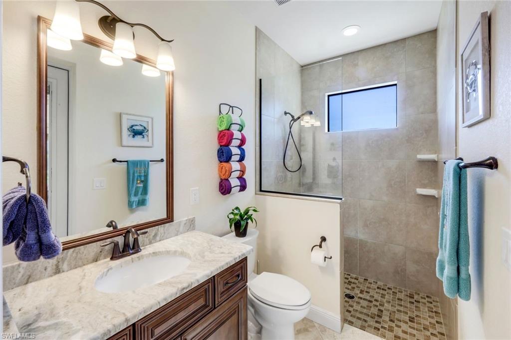 2208 NW 38th PL