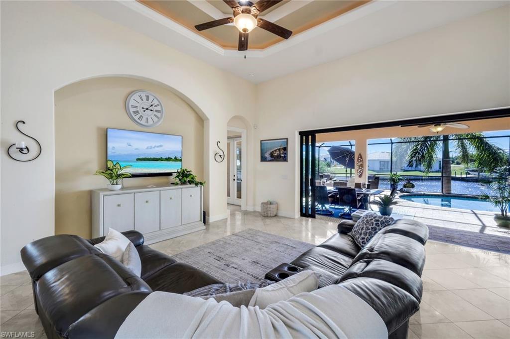 2208 NW 38th PL