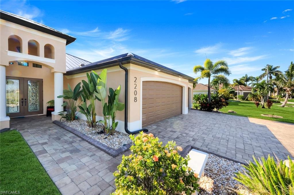 2208 NW 38th PL