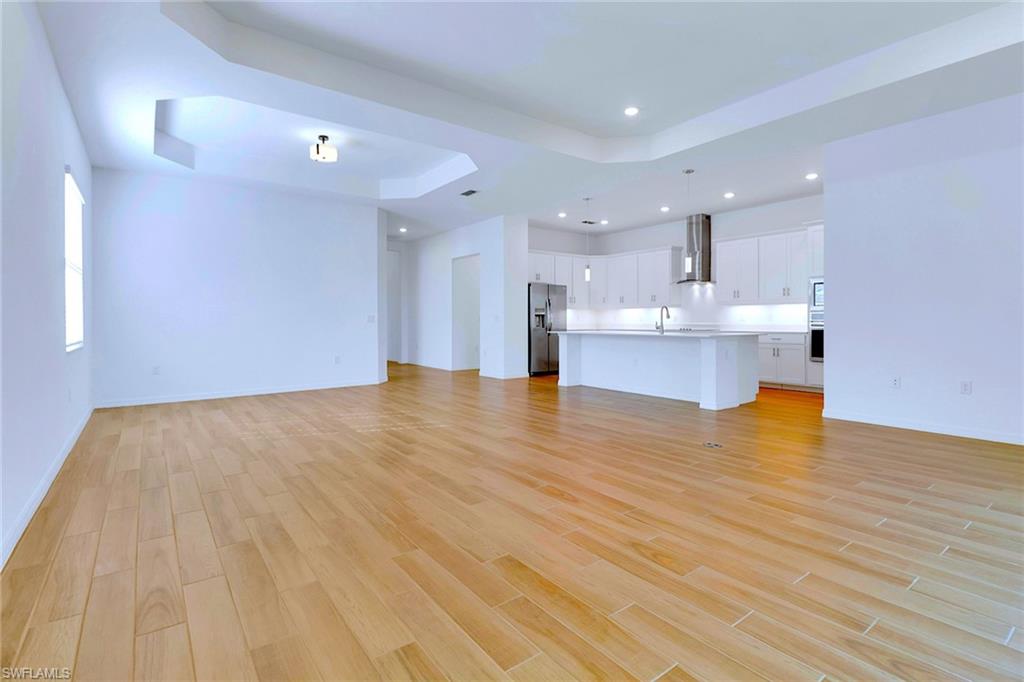 5927 Sunningdale ST, AVE MARIA