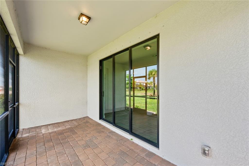 18271 Ridgeline DR, ESTERO