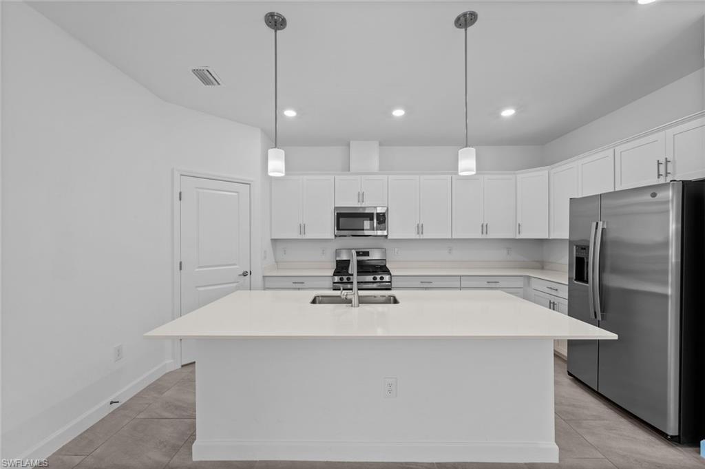 18271 Ridgeline DR, ESTERO