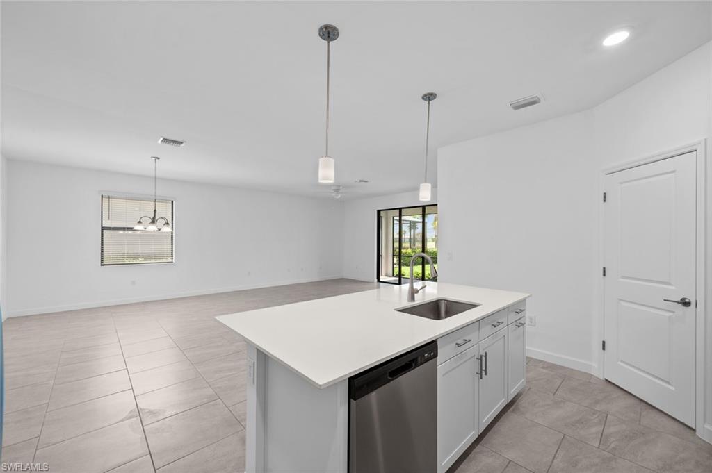18271 Ridgeline DR, ESTERO