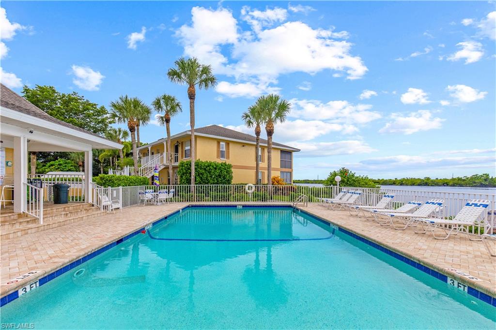 1295 Mainsail DR # 912, NAPLES Unit: 912