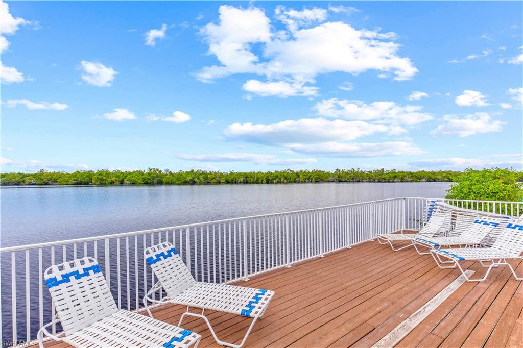 1295 Mainsail DR # 912, NAPLES Unit: 912