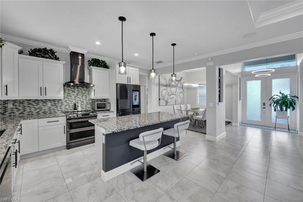 2552 52nd AVE NE, NAPLES