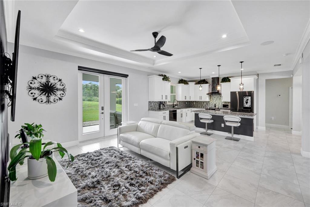 2552 52nd AVE NE, NAPLES