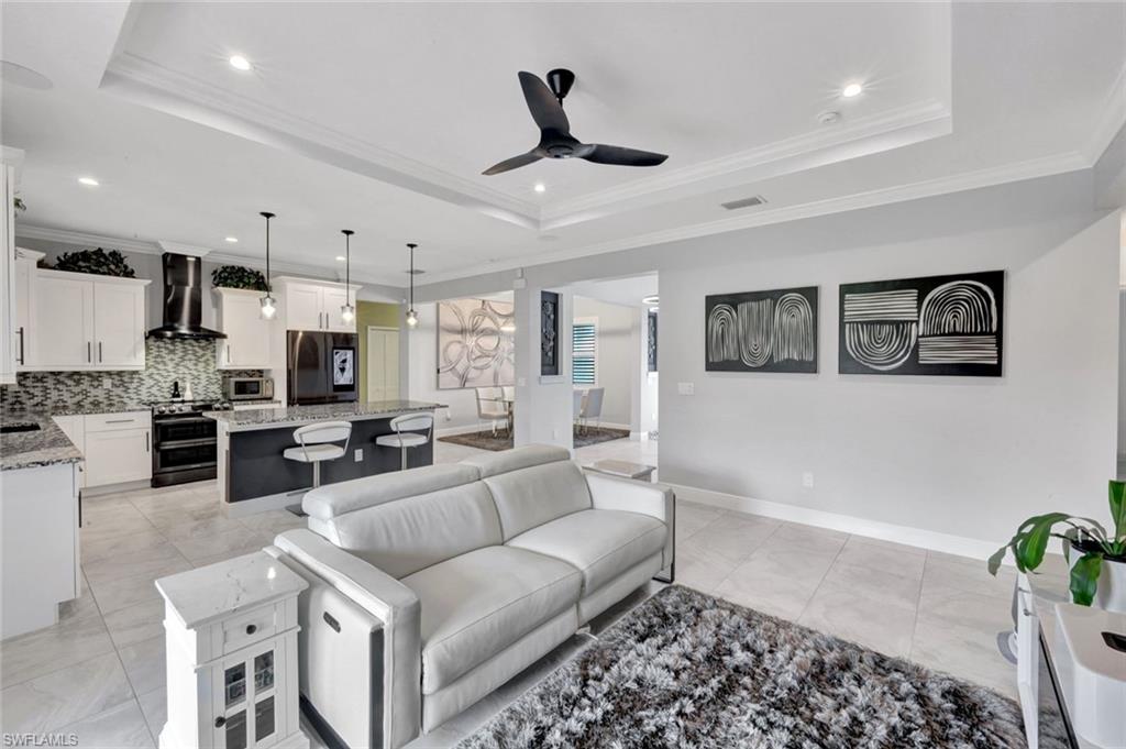 2552 52nd AVE NE, NAPLES