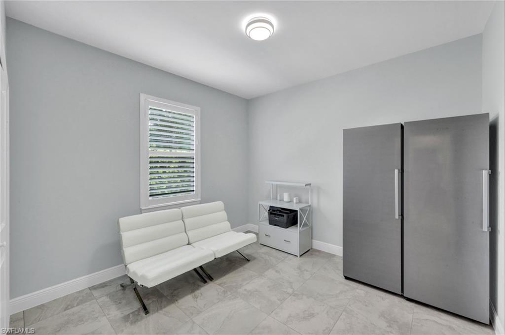 2552 52nd AVE NE, NAPLES