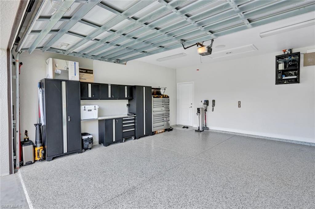 2552 52nd AVE NE, NAPLES