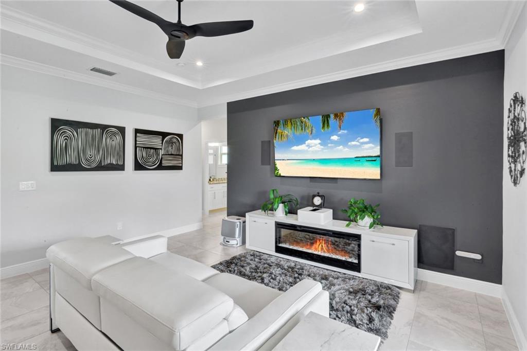 2552 52nd AVE NE, NAPLES