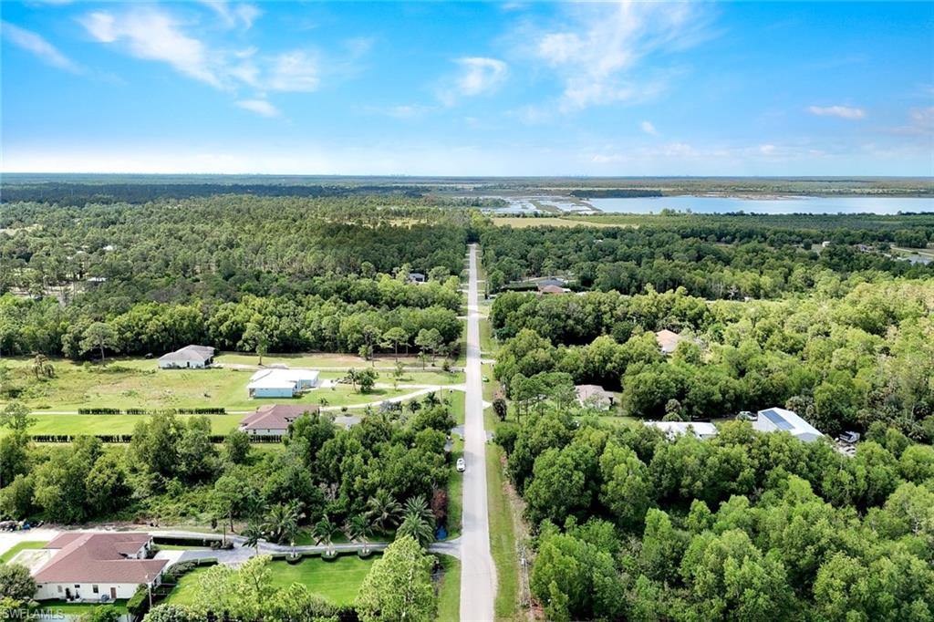 2552 52nd AVE NE, NAPLES