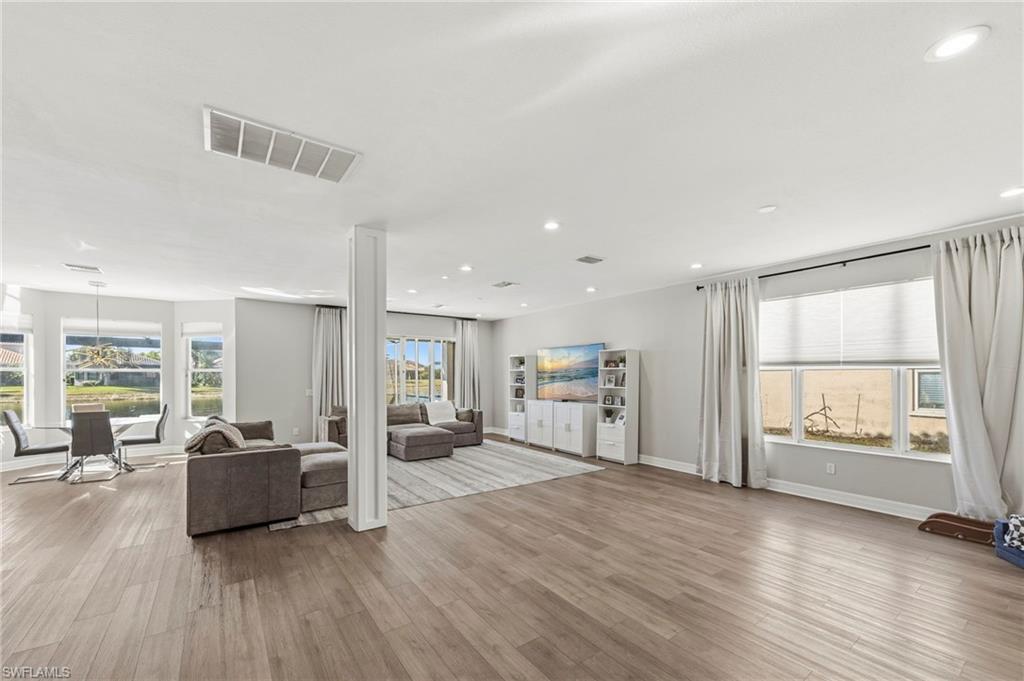 10392 Spruce Pine CT