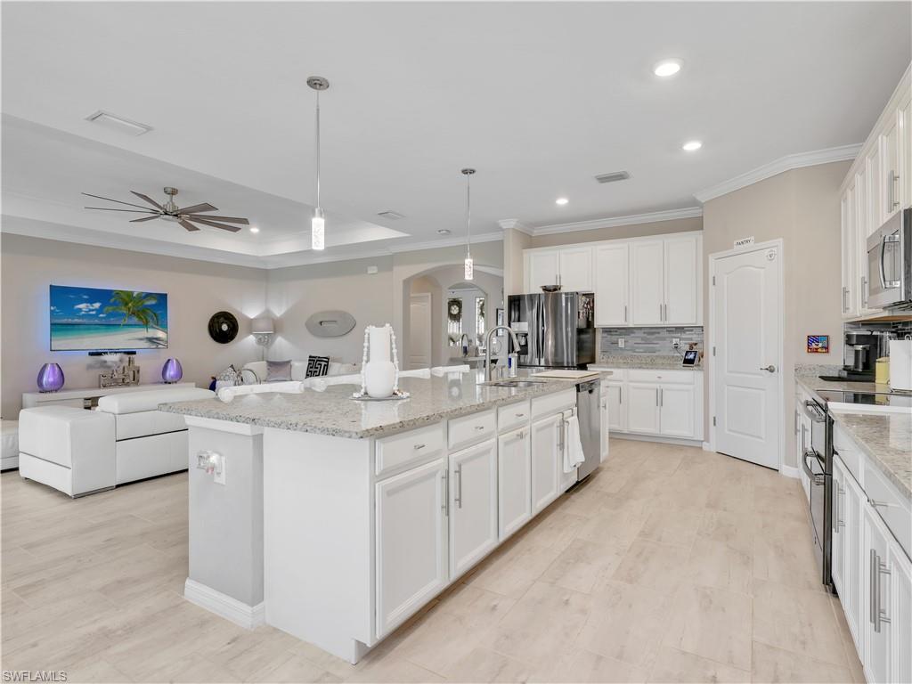 19808 Beverly Park RD