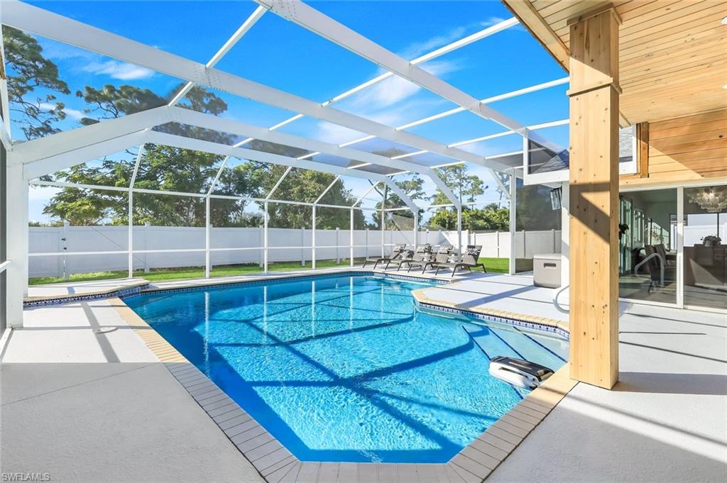 23096 W El Dorado AVE