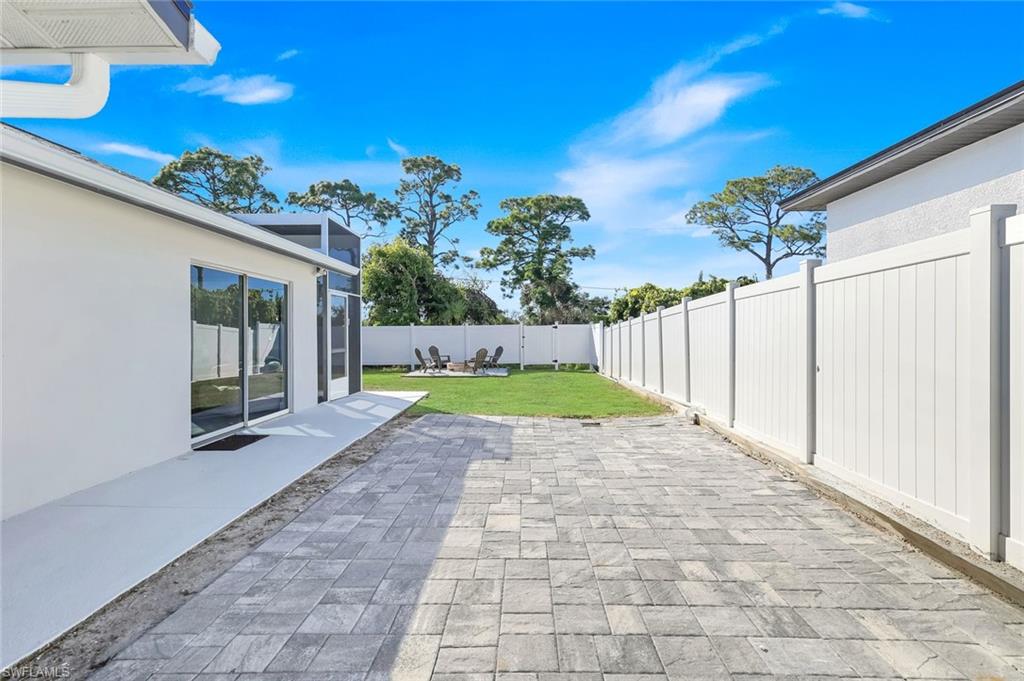 23096 W El Dorado AVE