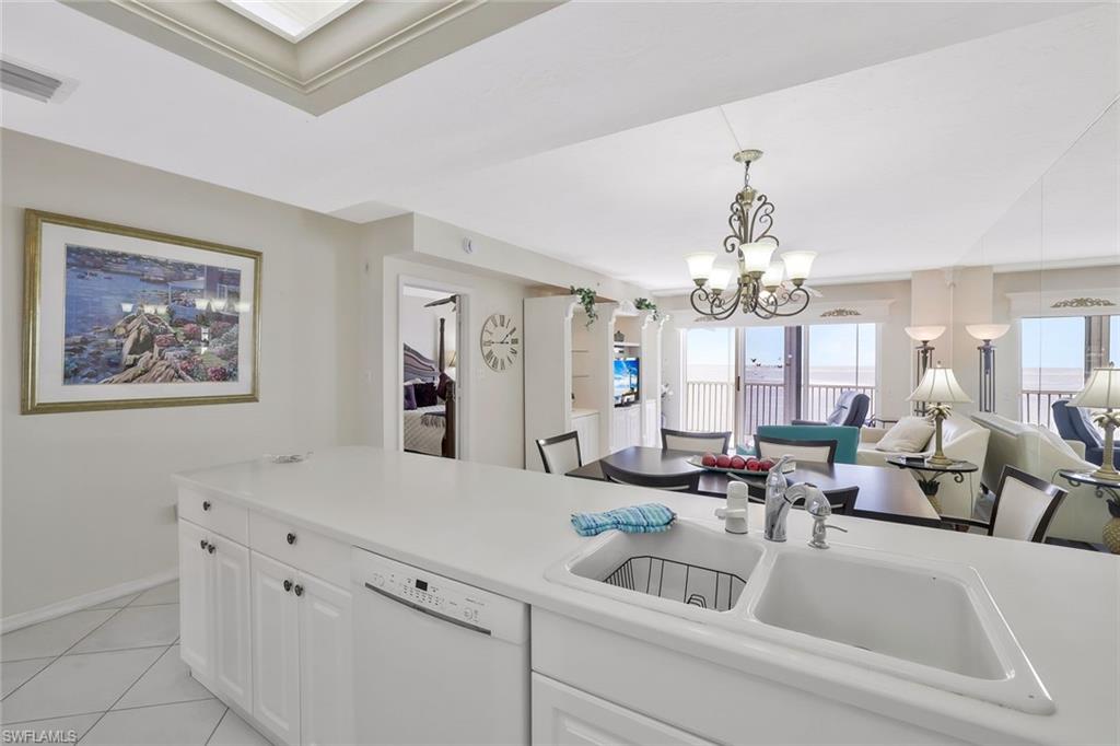 1020 S Collier BLVD # 206