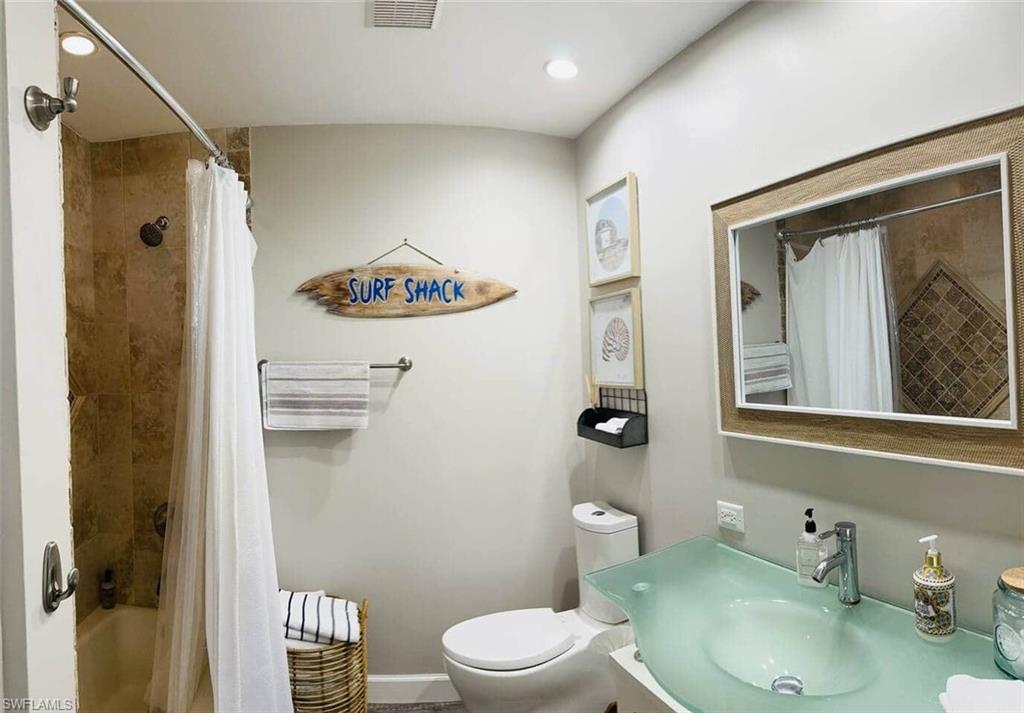 437 Trade Winds AVE