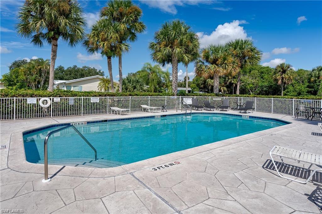 893 Manatee RD