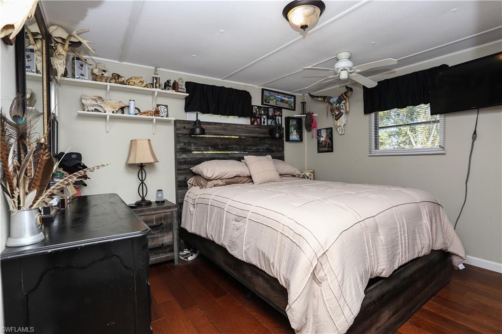 893 Manatee RD