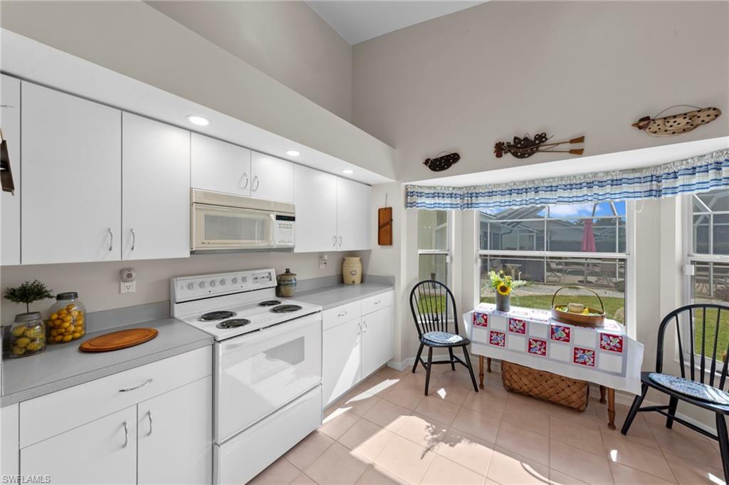 18040 Horseshoe Bay CIR