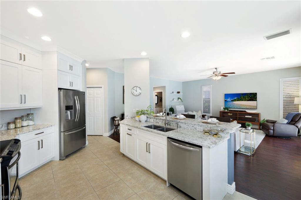 9261 Estero River CIR