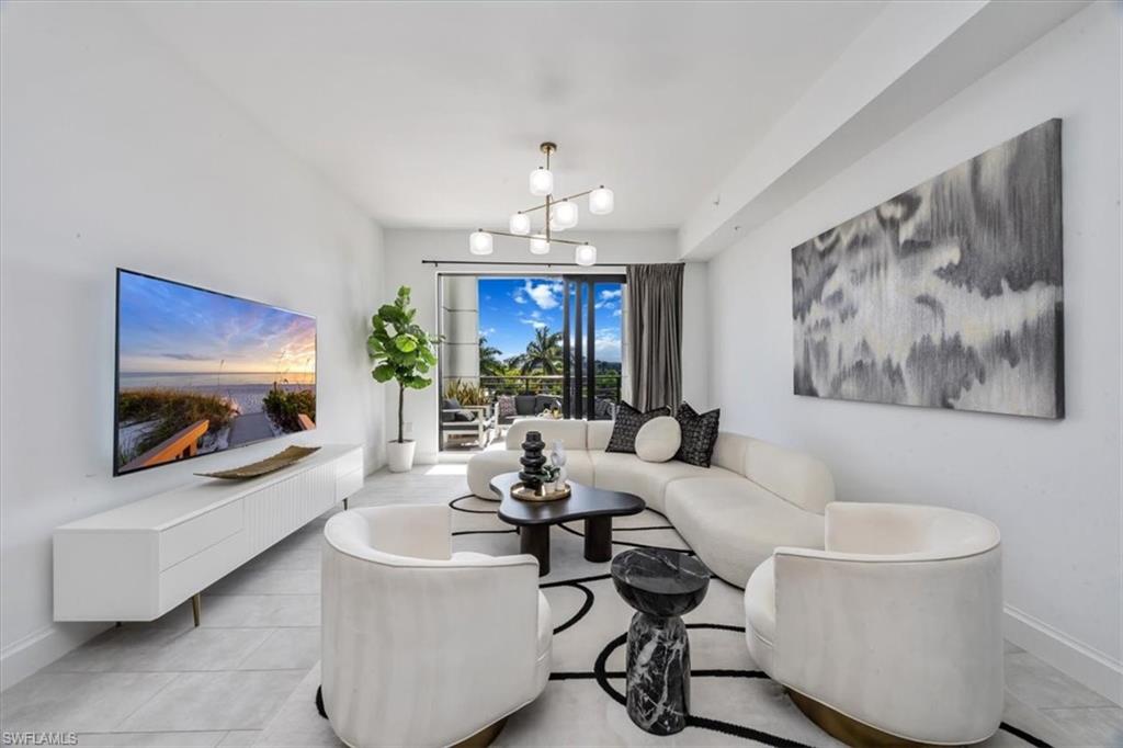 1111 Central AVE # 401