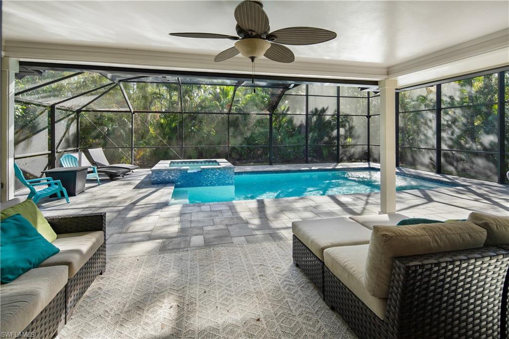 5900 Cypress Hollow WAY