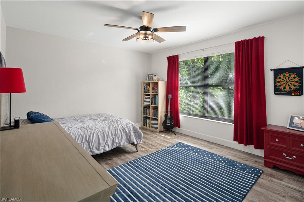 5900 Cypress Hollow WAY