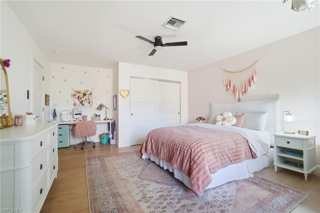 5900 Cypress Hollow WAY