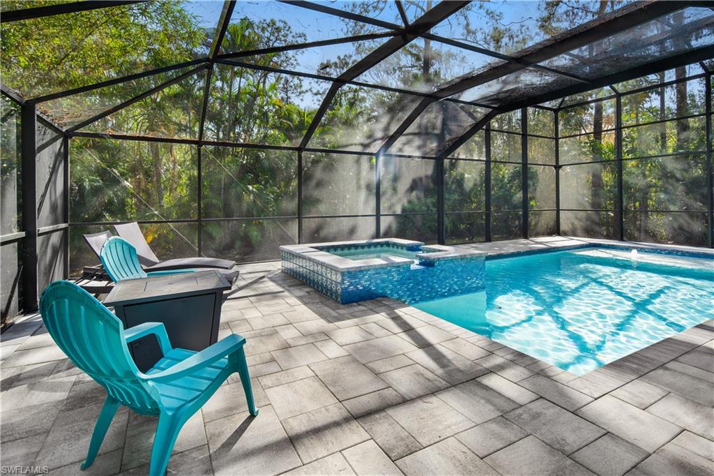 5900 Cypress Hollow WAY