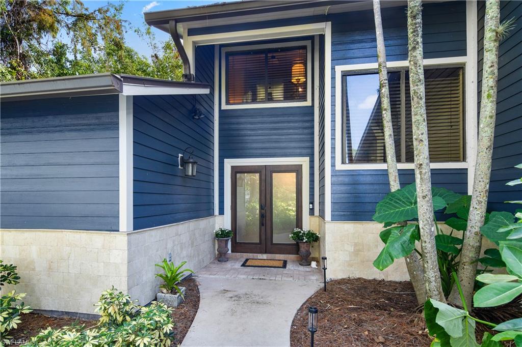 5900 Cypress Hollow WAY