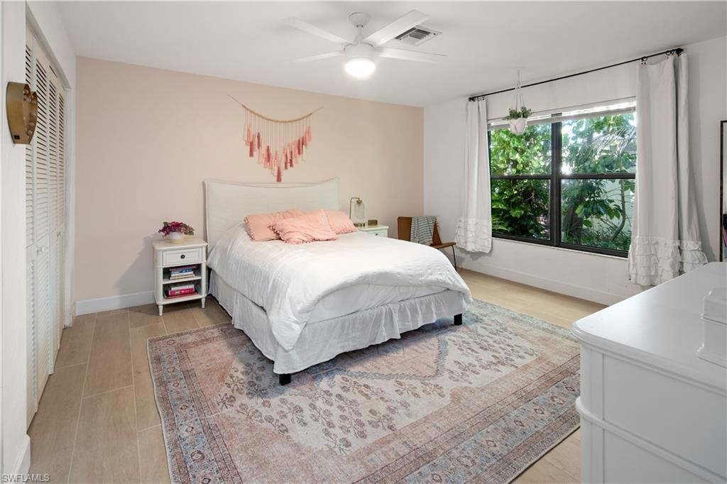 5900 Cypress Hollow WAY