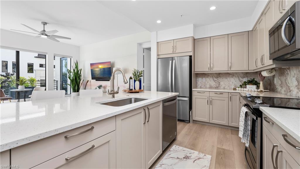 1111 Central AVE # 207