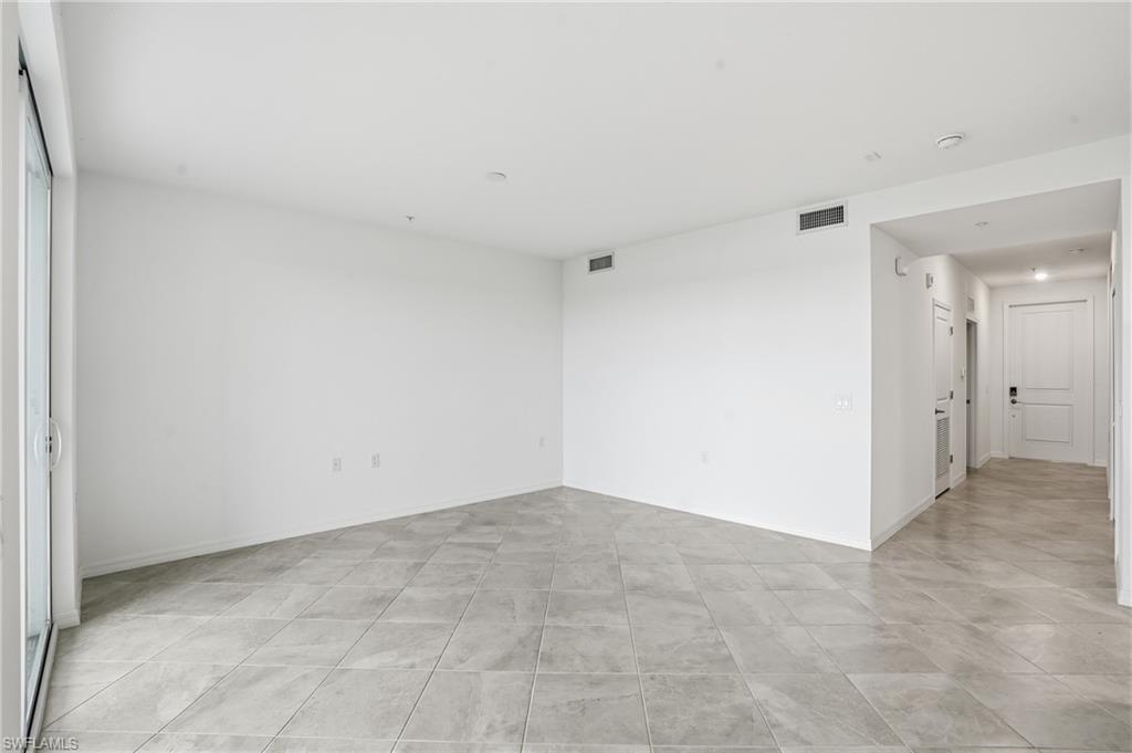 15345 Green Acres AVE # 2127