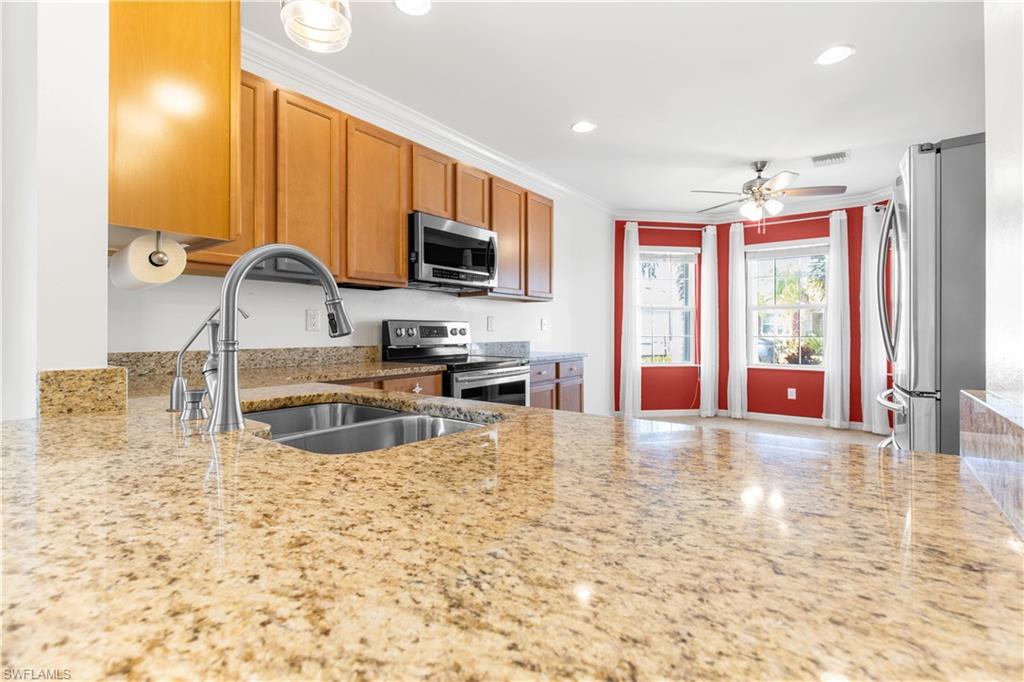 3337 Apple Blossom DR