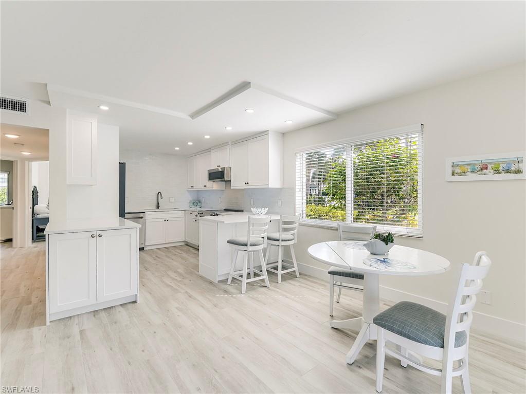 354 Harbour DR # 354