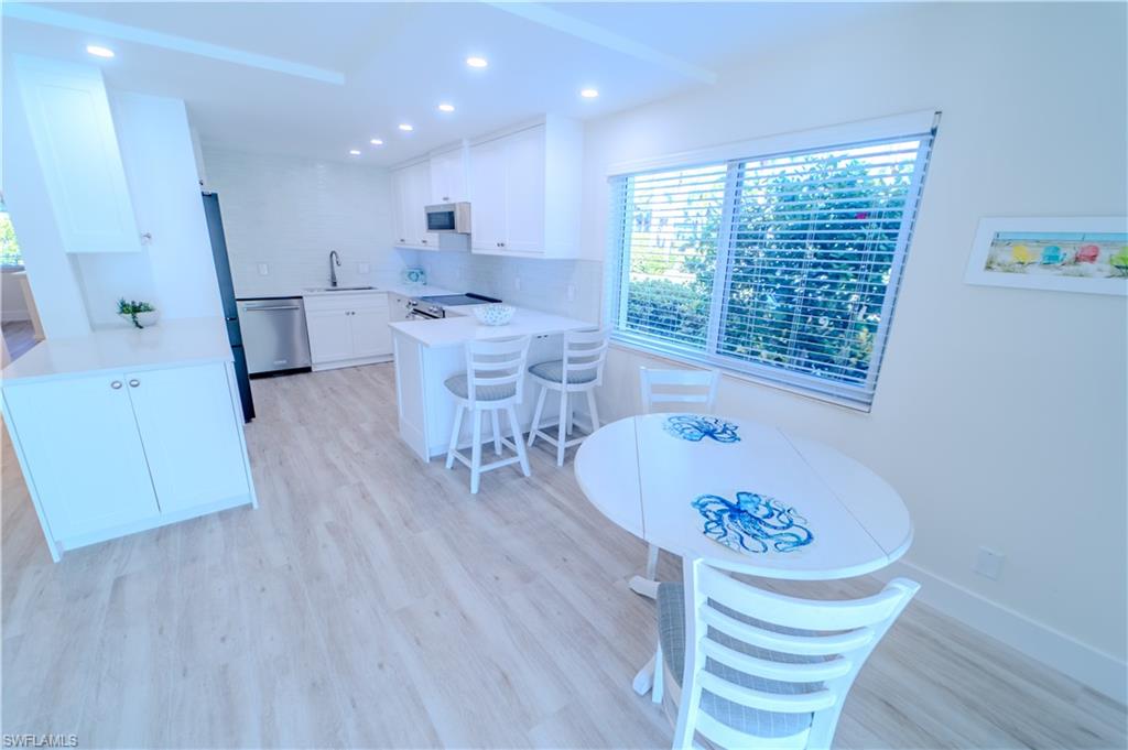 354 Harbour DR # 354